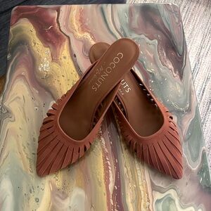 Coconuts by Matisse mule suede kitten heels